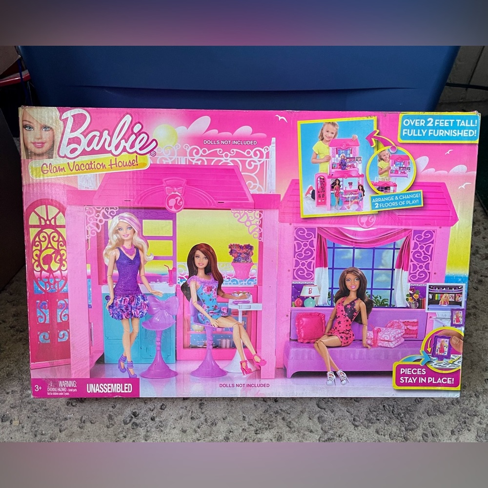 Barbie Glam Vacation House For Doll Fully Furnished Over 2” Tall Mattel NEW.